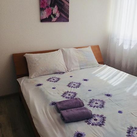 Cozy Apartment Near The Airport "Kyiv" 外观 照片